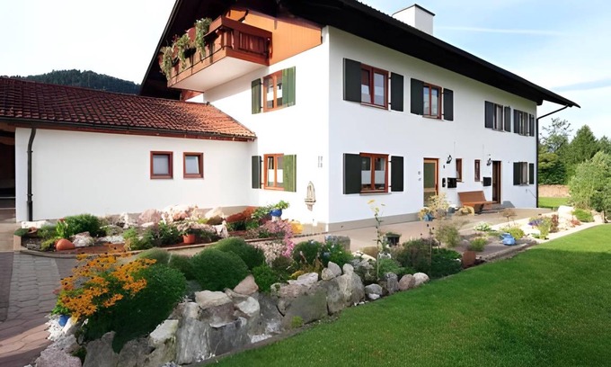 Horn Apartment | 75 m² Apartment ∙ 2 bedrooms ∙ 4 guests