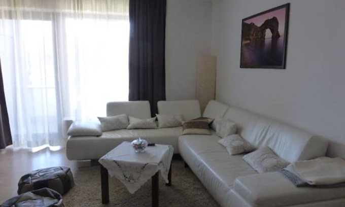 Milbertshofen - Am Hart Apartment | 76 m² Apartment ∙ 3 bedrooms ∙ 3 guests