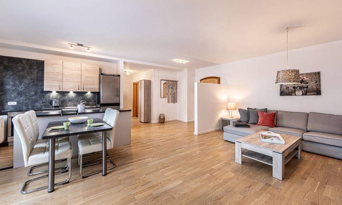 Stanggaß Apartment | 78 m² Apartment ∙ 2 bedrooms ∙ 2 guests