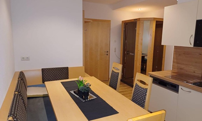 Arzl im Piztal Apartment | 80 m² Apartment ∙ 4 guests