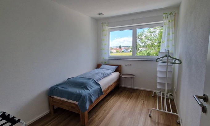 Illertissen Apartment | 80 m² Apartment ∙ 3 bedrooms ∙ 5 guests