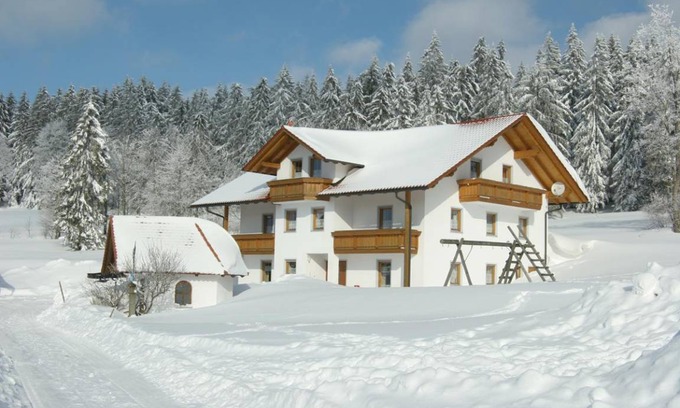 Maibrunn Apartment | 80 m² Apartment ∙ 2 bedrooms ∙ 5 guests