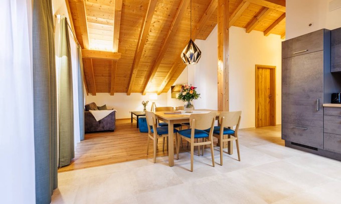 Grabenstatt Apartment | 80 m² Apartment ∙ 2 bedrooms ∙ 4 guests