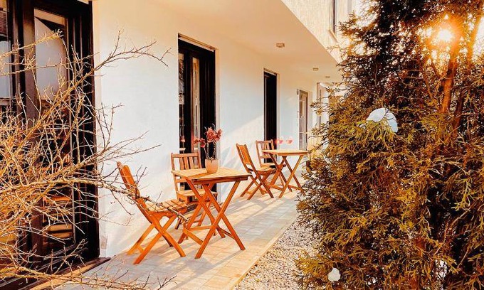 Feldafing Apartment | 80 m² Apartment ∙ 2 bedrooms ∙ 4 guests