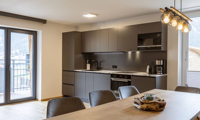 Lermoos Apartment | 80 m² Apartment ∙ 3 bedrooms ∙ 7 guests