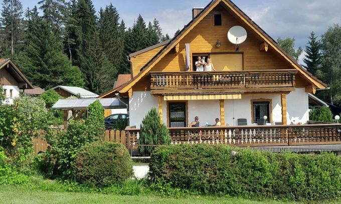Riedlhutte Apartment | 80 m² Apartment ∙ 2 bedrooms ∙ 4 guests