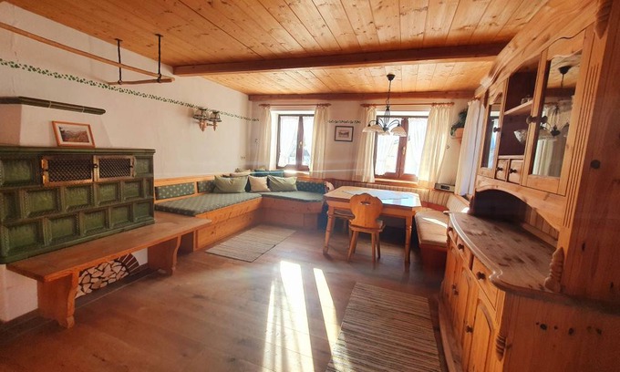 Schleching Apartment | 80 m² Apartment ∙ 2 bedrooms ∙ 4 guests