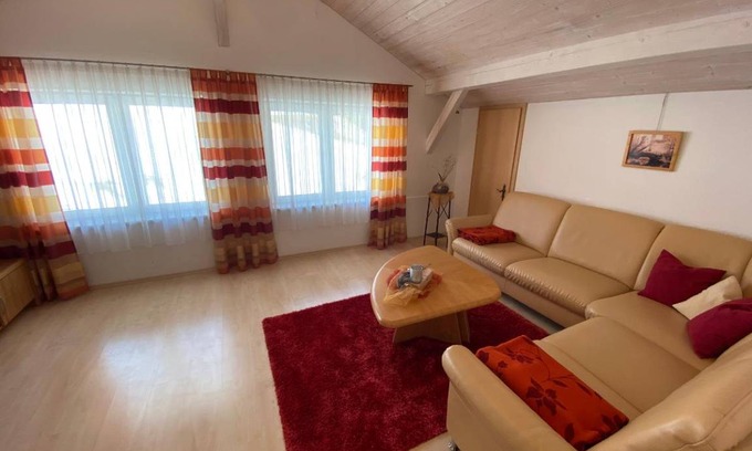 Hauzenberg House | 80 m² House ∙ 2 bedrooms ∙ 5 guests