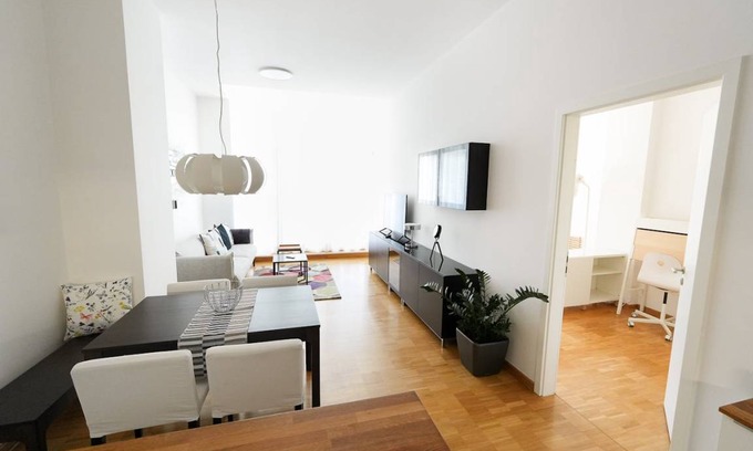 Fuerth Apartment | 82 m² Apartment ∙ 1 bedroom ∙ 2 guests