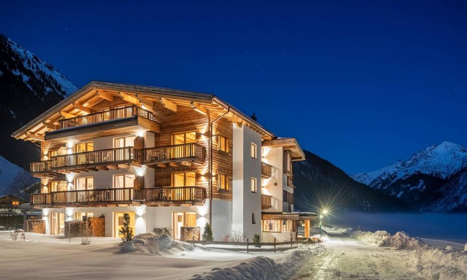 Holzgau Apartment | 83 m² Apartment ∙ 2 bedrooms ∙ 10 guests