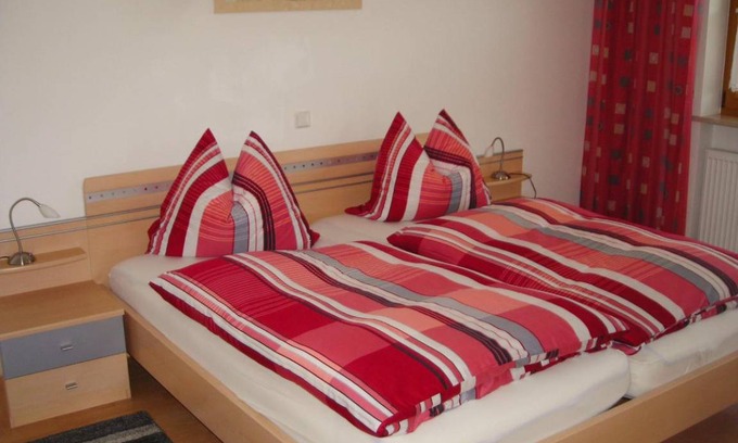 Maibrunn Apartment | 85 m² Apartment ∙ 2 bedrooms ∙ 5 guests