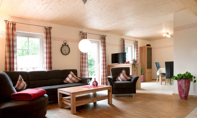 Feuchtwangen Apartment | 85 m² Apartment ∙ 2 bedrooms ∙ 4 guests