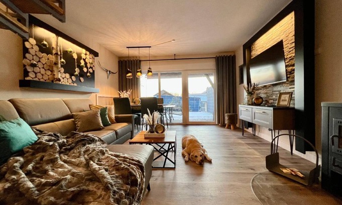 Zandt House | 85 m² House ∙ 2 bedrooms ∙ 4 guests