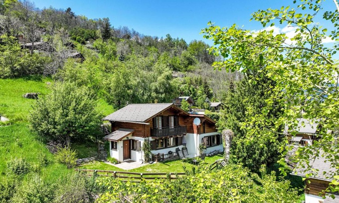 Saclentse Other | 86 m² Accommodation ∙ 3 bedrooms ∙ 6 guests