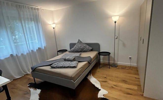 Industriebezirk Apartment | 90 m² Apartment ∙ 4 bedrooms ∙ 4 guests