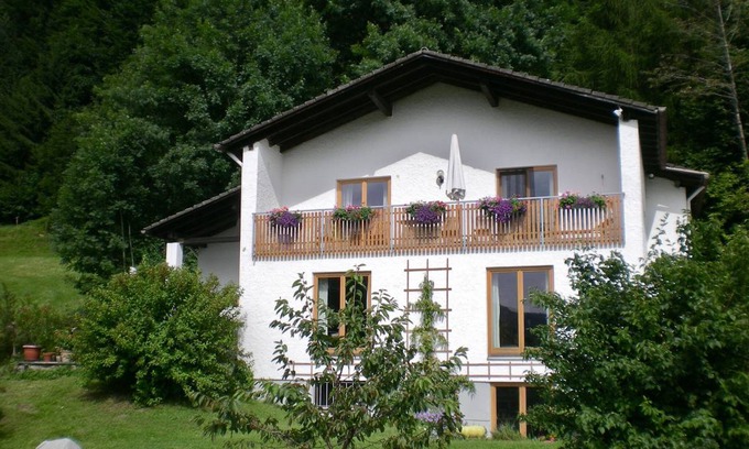 Samerberg Apartment | 90 m² Apartment ∙ 3 bedrooms ∙ 5 guests