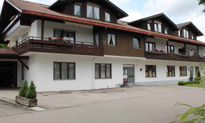 Oberstaufen Apartment | 90 m² Apartment ∙ 2 bedrooms ∙ 3 guests