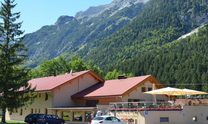 Leutasch Bed & Breakfast | 90 m² Bed and breakfast ∙ 6 guests