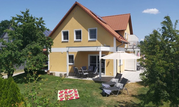 Neunburg vorm Wald House | 90 m² House ∙ 2 bedrooms ∙ 5 guests