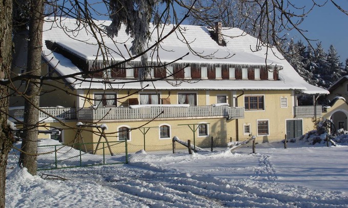 Kirchanschoring Apartment | 92 m² Apartment ∙ 3 bedrooms ∙ 5 guests