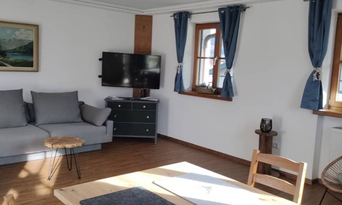 Kreuzfeld Apartment | 97 m² Apartment ∙ 2 bedrooms ∙ 4 guests