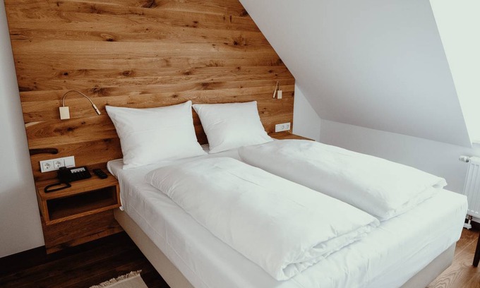 Schierling Apartment | Apartment ∙ 1 bedroom ∙ 2 guests