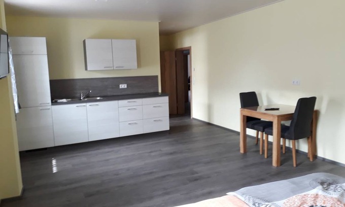 Weigenheim Apartment | Apartment ∙ 1 bedroom ∙ 2 guests