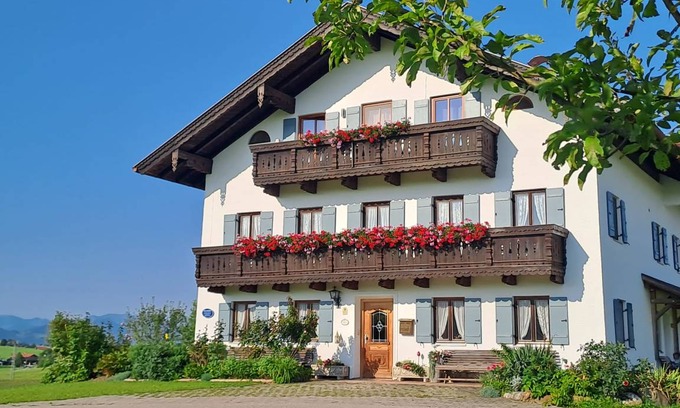 Bad Endorf Apartment | Apartment ∙ 1 guest