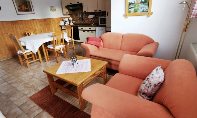 Bischofsgruen Apartment | Apartment ∙ 2 bedrooms ∙ 4 guests
