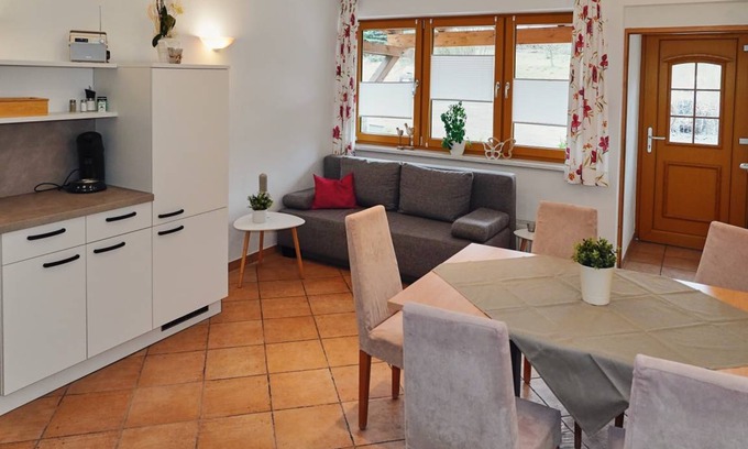 Ebern Apartment | Apartment ∙ 2 bedrooms ∙ 5 guests