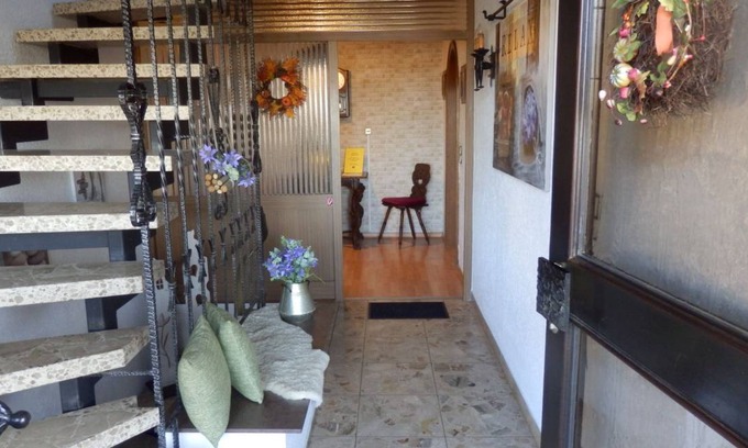 Sulzfeld Apartment | Apartment ∙ 3 bedrooms ∙ 5 guests
