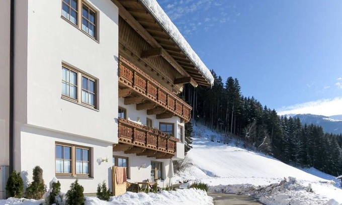 Holdernach Apartment | Apartment Moarerlechenhof (Wohnung I) in Hart, Zillertal - 4 persons, 2 bedrooms