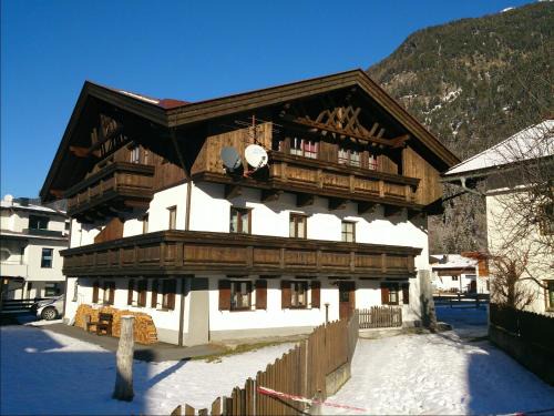 Dorf Apartment | Aparts33