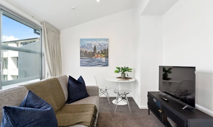 Fernhill Condo | Aspen Grove Lookout | One-bedroom Fernhill Unit