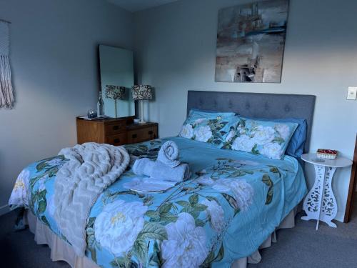 Fernhill House | Aspen View - Queen