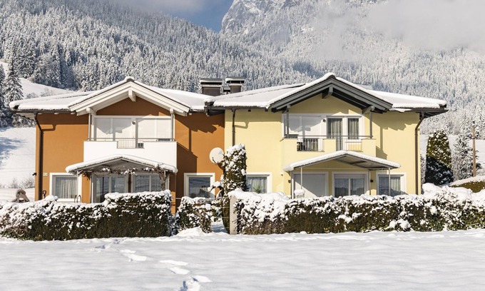 Itter House | Beautiful ski-in holiday home with sauna near ski lift
