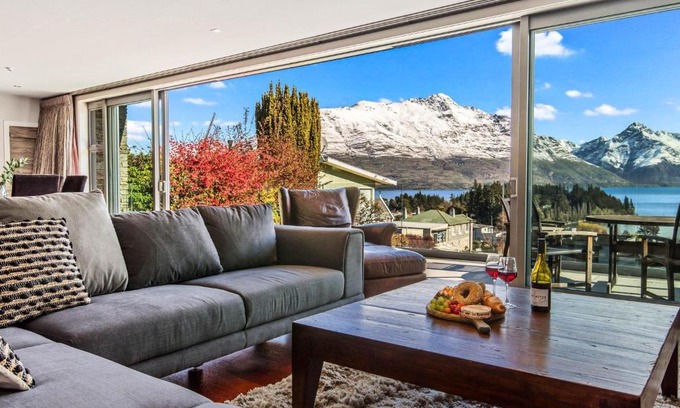 Queenstown City Centre Apartment | Catalina 1