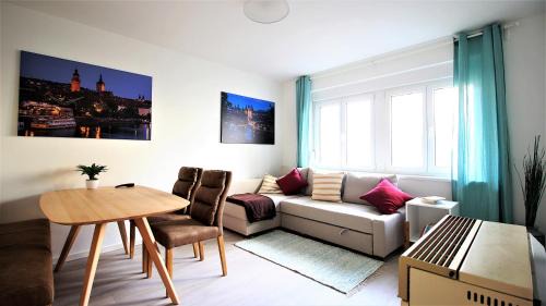 Wuerzburg Apartment | central & lovely - for up to 6 persons