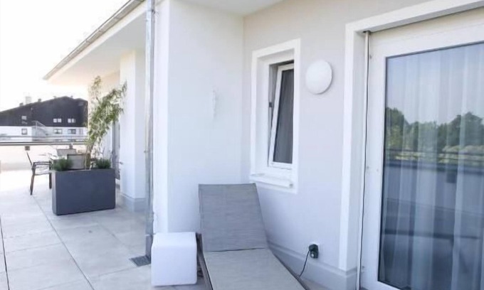 Bad Fuessing Apartment | Centrally located penthouse suite with large roof terrace