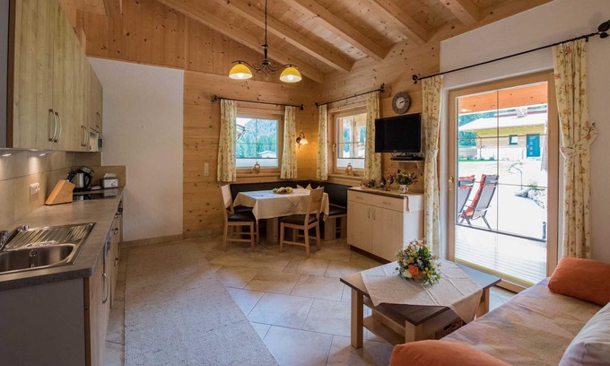 Haldensee Cabin | Chalet Holiday home 14 - Almdorf Tirol