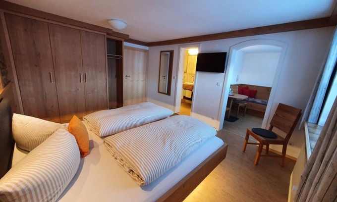Obermaiselstein Bed & Breakfast | Comfort double room - Pension Forelle