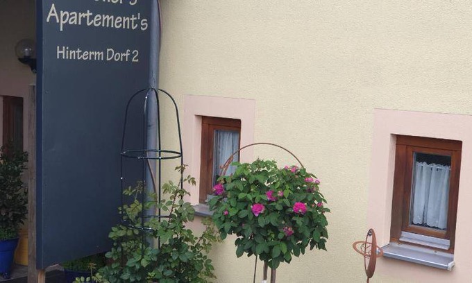 Altenstadt an der Waldnaab Apartment | 30 m² Serviced apartment ∙ 2 bedrooms ∙ 3 guests