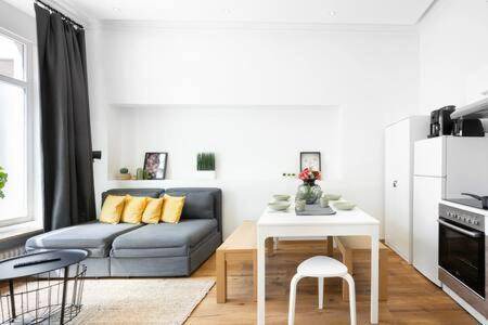 Am Alten Sudlichen Friedhof Apartment | 60 m² Apartment ∙ 2 bedrooms ∙ 12 guests