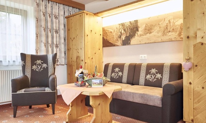 Leutasch Apartment | Edelweiss - 1 bedroom, shower, toilet, south - Ferienhaus Kirchplatzl