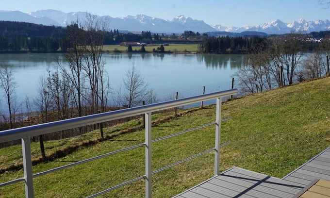 Lechbruck House | Experience unforgettable moments in the Hochbergle vacation village by the lake!