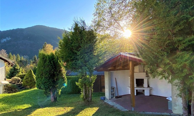 Schwarzenbach House | Ferienhaus 38-e mit Terrasse mit Kamin und Bergblick - Ferienhäuser im Feriendorf Weissensee im