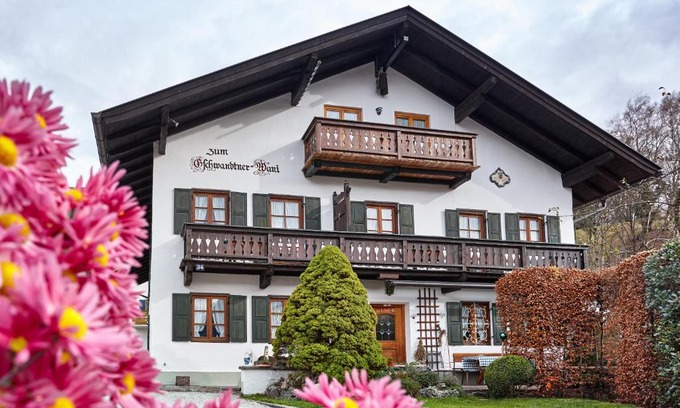 Garmisch-Partenkirchen Apartment | FEWO Wamberg