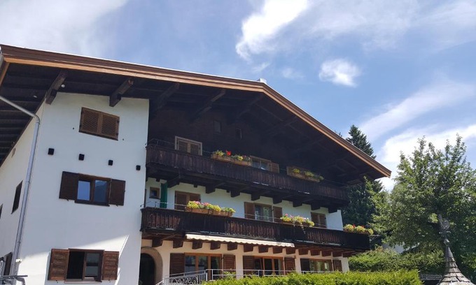 Kitzbuehel House | Gästehaus Wallner