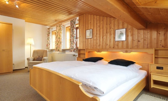 Gmain Apartment | gemütliche Ferienwohnung für 1-4 Personen mit 2 Schlafzimmern (Wohnung 1)