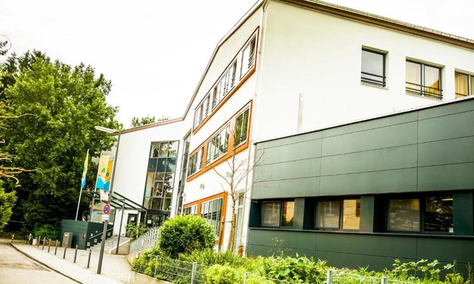 Thalkirchen Hostel | HI Munich Park Youth Hostel
